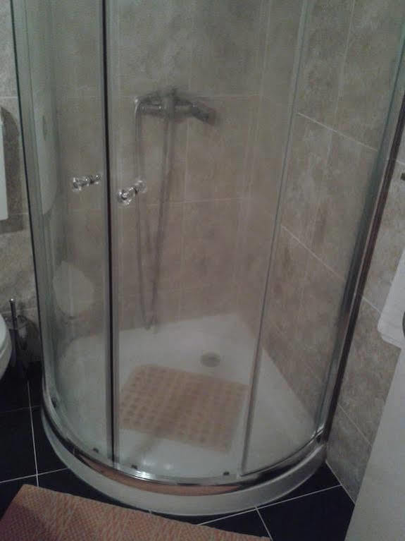 Lira Guest House B&B 포르투 외부 사진